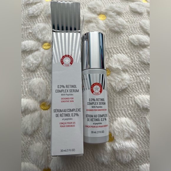 First Aid Beauty Retinol Complex Serum - 30ml - Picture 1 of 4